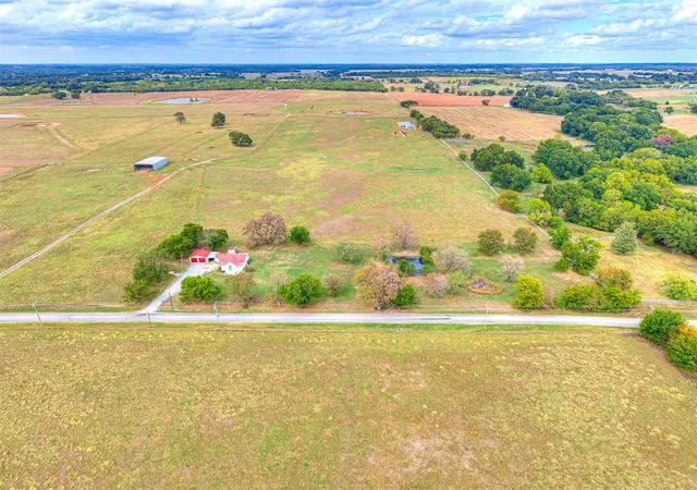 Photo 3 of Single family home for sale at 10001 Duffy Rd, Lexington, OK 73051 | MLS# 1251040 | Listing updated on 2026-10-15