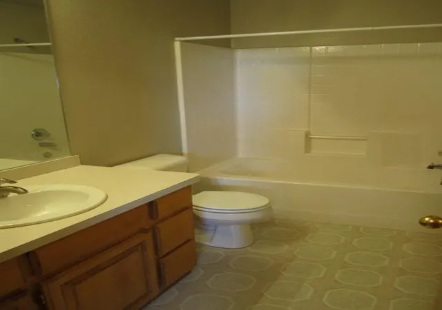 Photo 4 of Single family home for sale at 2508 NW 162nd Terrace, Edmond, OK 73013 | MLS# 1251056 | Listing updated on 2026-10-09