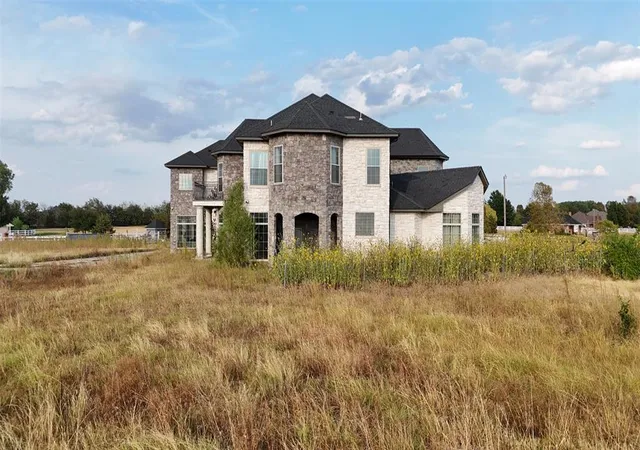 Photo 3 of Sale Pending at 12800 Sw 58th Street, Mustang, OK 73064 | MLS# 1251061 | Listing updated on 2026-09-26