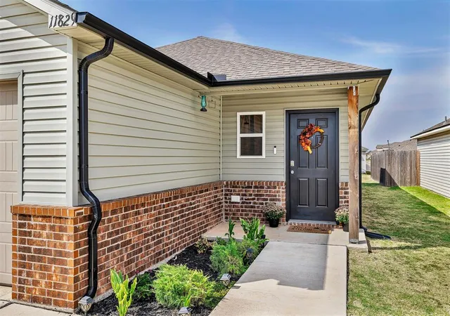 Photo 1 of Single family home for sale at 11829 Kameron Way, Yukon, OK 73099 | MLS# 1251062 | Listing updated on 2026-09-26