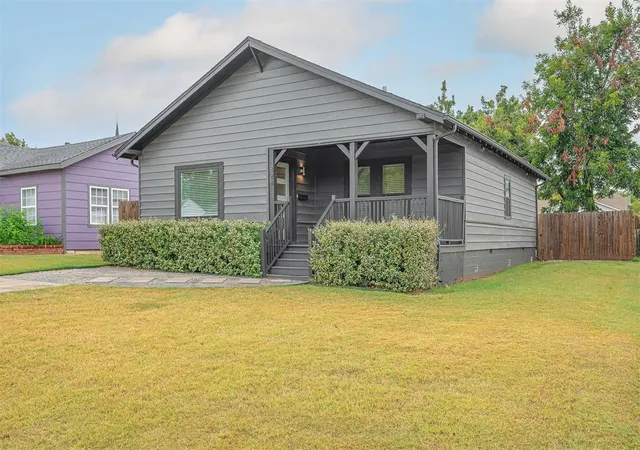 Photo 1 of Sale Pending at 828 Nw 45th Street, Oklahoma City, OK 73118 | MLS# 1251068 | Listing updated on 2026-10-08