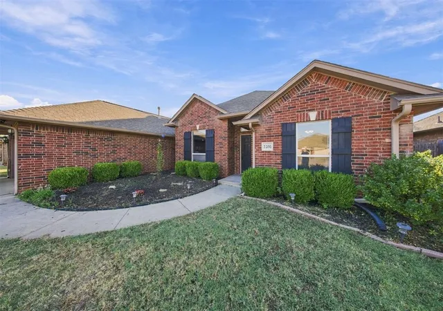 Photo 1 of Single family home for sale at 7316 Winding Meadow Ln, Oklahoma City, OK 73132 | MLS# 1251069 | Listing updated on 2026-10-08