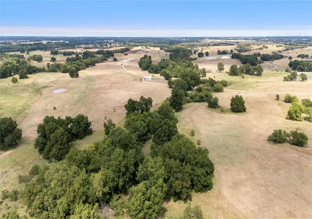 Photo 4 of Single family home for sale at 10050 Indian Meridian Ave, Paoli, OK 73074 | MLS# 1251070 | Listing updated on 2026-09-29