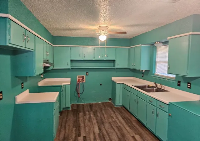 Photo 3 of Single family home for sale at 1417 S East Ave, Pauls Valley, OK 73075 | MLS# 1251071 | Listing updated on 2026-09-27