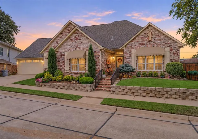 Photo 1 of Single family home for sale at 2801 Verona Ct, Edmond, OK 73034 | MLS# 1251072 | Listing updated on 2026-10-04