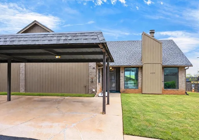 Photo 2 of Townhouse for sale at 6509 Galaxie Ter, Oklahoma City, OK 73132 | MLS# 1251081 | Listing updated on 2026-10-08