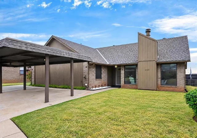 Photo 3 of Townhouse for sale at 6509 Galaxie Ter, Oklahoma City, OK 73132 | MLS# 1251081 | Listing updated on 2026-10-08