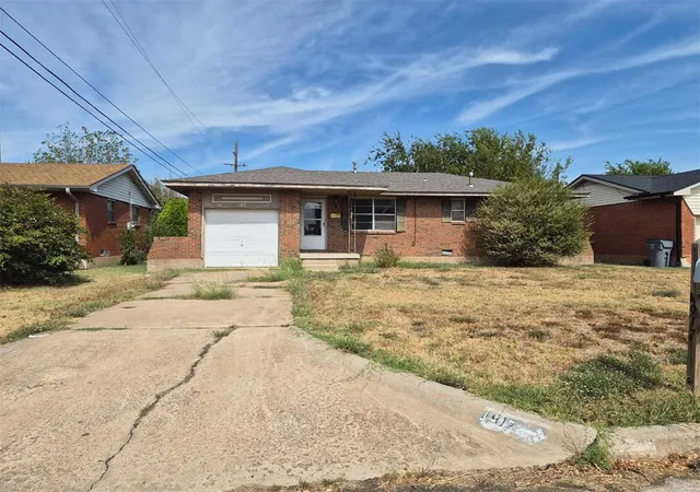 Photo 1 of Single family home for sale at 4917 Nw Lindy Ave, Lawton, OK 73505 | MLS# 1251084 | Listing updated on 2026-09-28