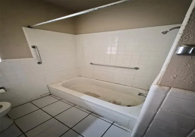 Photo 4 of Single family home for sale at 4917 NW Lindy Ave, Lawton, OK 73505 | MLS# 1251084 | Listing updated on 2026-09-28