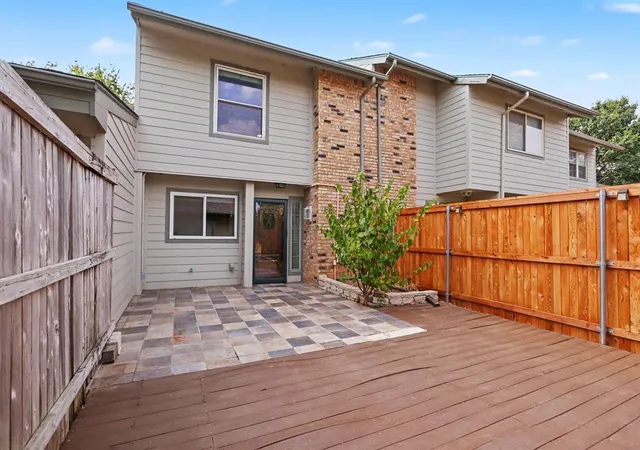 Photo 3 of Single family home for sale at 520 W Greenlea Chase, Oklahoma City, OK 73170 | MLS# 1251086 | Listing updated on 2026-10-10