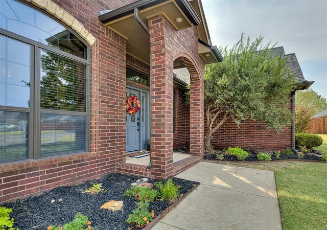 Photo 4 of Single family home for sale at 1407 Fairfax Ln, El Reno, OK 73036 | MLS# 1251089 | Listing updated on 2026-10-02