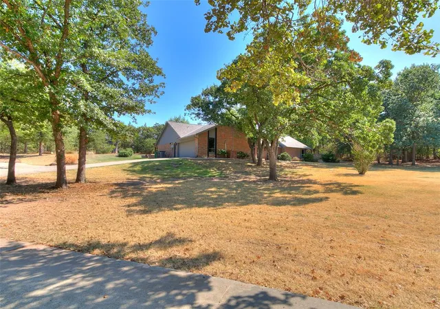 Photo 3 of Single family home for sale at 12808 Teakwood Dr, Edmond, OK 73013 | MLS# 1251096 | Listing updated on 2026-10-07