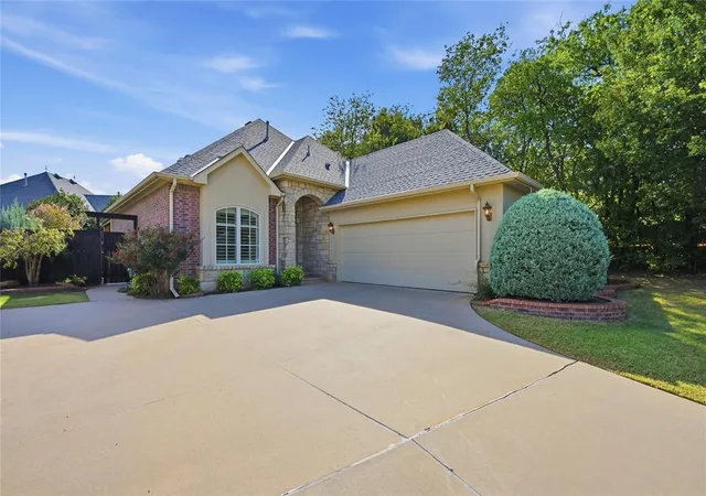 Photo 1 of Sale Pending at 5612 Nw 124th Street, Oklahoma City, OK 73142 | MLS# 1251097 | Listing updated on 2026-10-02