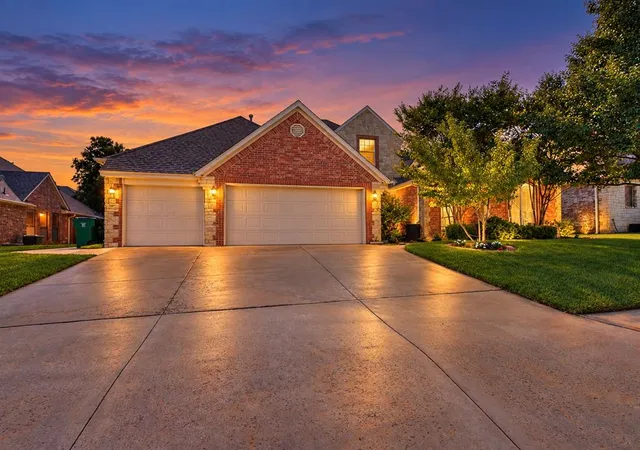 Photo 1 of Single family home for sale at 19316 Cade Ct, Edmond, OK 73012 | MLS# 1251101 | Listing updated on 2026-10-08