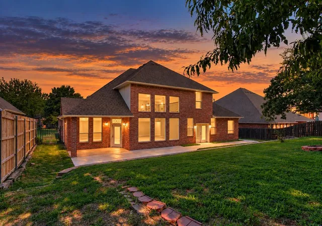 Photo 4 of Single family home for sale at 19316 Cade Ct, Edmond, OK 73012 | MLS# 1251101 | Listing updated on 2026-10-08