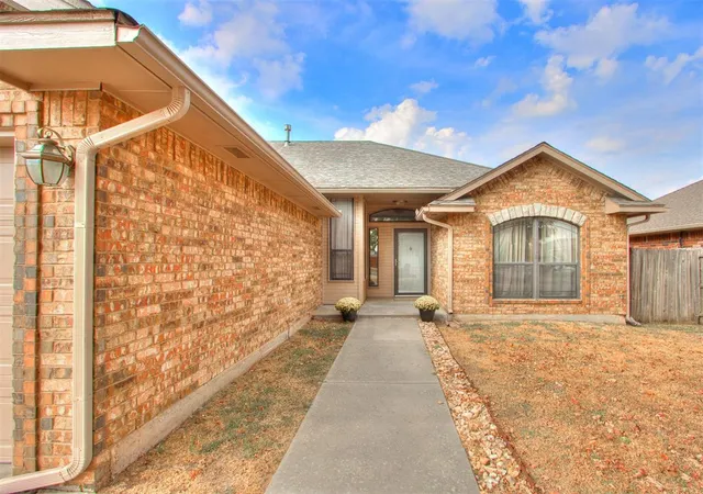 Photo 3 of Single family home for sale at 4753 SE 43rd Street, Oklahoma City, OK 73115 | MLS# 1251104 | Listing updated on 2026-09-29