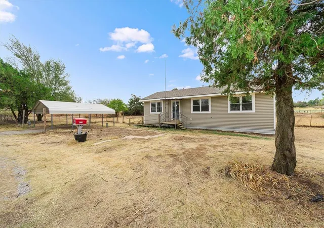 Photo 3 of Single family home for sale at 23061 County Rd 1377, Anadarko, OK 73005 | MLS# 1251106 | Listing updated on 2026-09-29