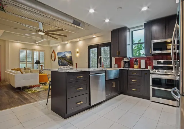 Photo 2 of Condo for sale at 915 Nw 7th Street #207, Oklahoma City, OK 73106 | MLS# 1251110 | Listing updated on 2026-10-10