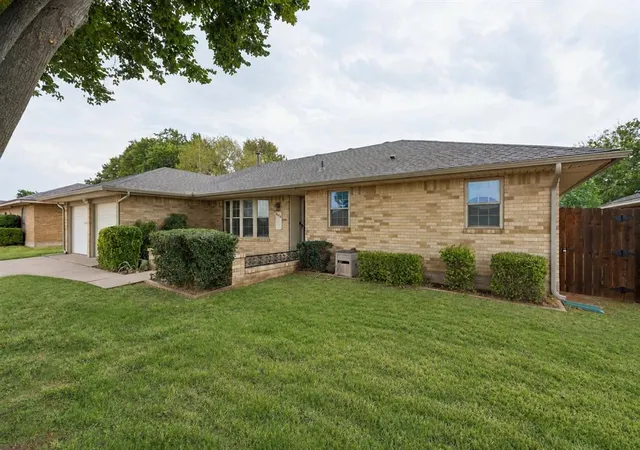 Photo 2 of Single family home for sale at 3620 N Ridgewood Dr, Midwest City, OK 73110 | MLS# 1251135 | Listing updated on 2026-10-07