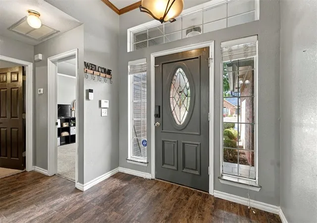 Photo 2 of Single family home for sale at 309 Winston Dr, Norman, OK 73072 | MLS# 1251140 | Listing updated on 2026-10-07