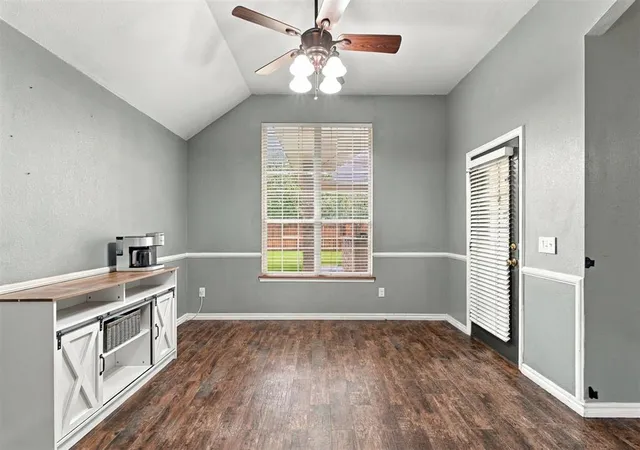 Photo 4 of Single family home for sale at 309 Winston Dr, Norman, OK 73072 | MLS# 1251140 | Listing updated on 2026-10-07