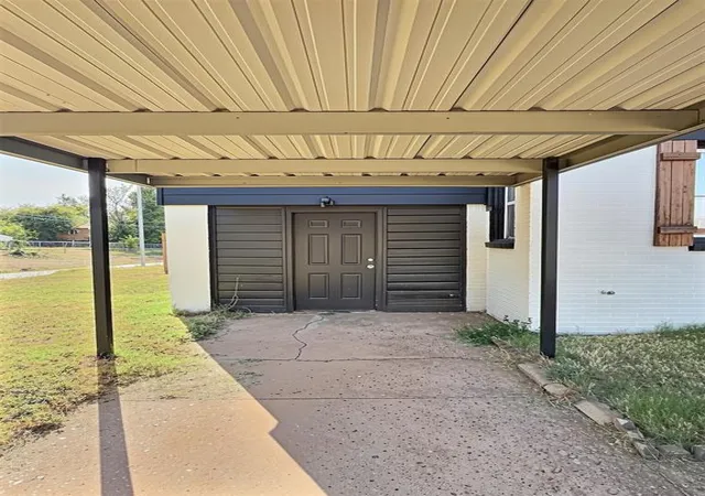 Photo 2 of Single family home for sale at 1701 Albany Ave, Oklahoma City, OK 73111 | MLS# 1251141 | Listing updated on 2026-09-29