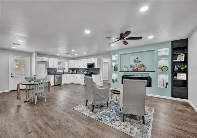 Photo 1 of Single family home for sale at 329131 E Lincoln St, Harrah, OK 73045 | MLS# 1251142 | Listing updated on 2026-09-28