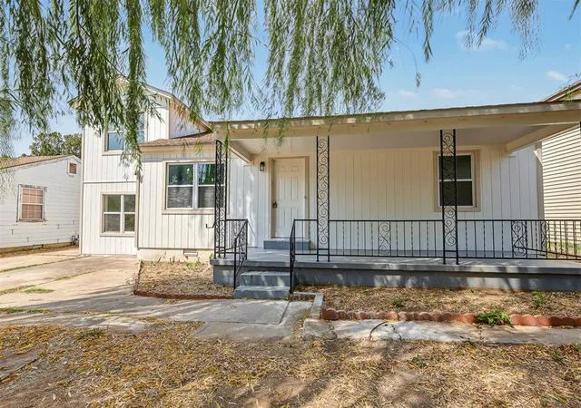 Photo 3 of Single family home for sale at 103 Oak St, Oklahoma City, OK 73110 | MLS# 1251151 | Listing updated on 2026-09-28