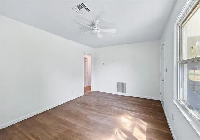 Photo 3 of Single family home for sale at 103 Oak St, Oklahoma City, OK 73110 | MLS# 1251151 | Listing updated on 2026-09-28