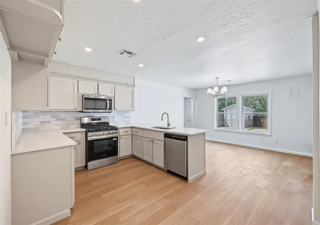 Photo 4 of Single family home for sale at 103 Oak St, Oklahoma City, OK 73110 | MLS# 1251151 | Listing updated on 2026-09-28