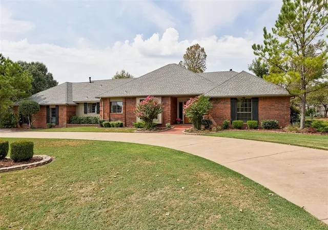 Photo 3 of Sale Pending at 1119 Mockingbird Rd, Guthrie, OK 73044 | MLS# 1251157 | Listing updated on 2026-10-03
