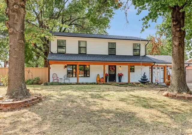 Photo 3 of Single family home for sale at 234 Westside Dr, Norman, OK 73069 | MLS# 1251159 | Listing updated on 2026-09-29
