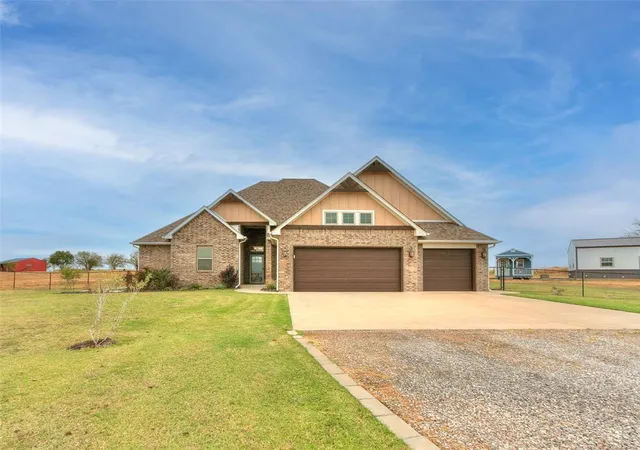 Photo 3 of Single family home for sale at 8505 Willow Crk Rd, Guthrie, OK 73044 | MLS# 1251162 | Listing updated on 2026-10-02