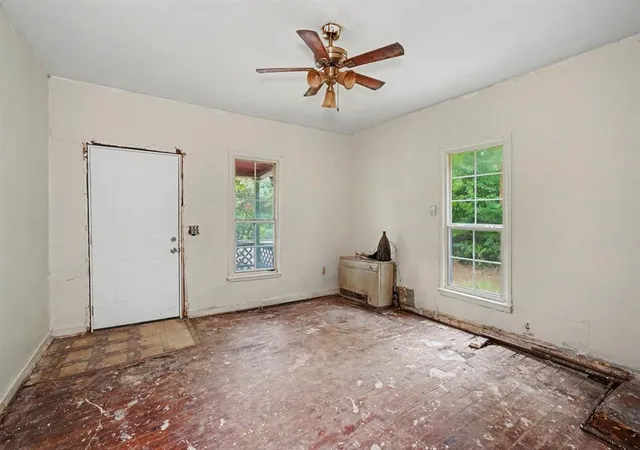 Photo 3 of Single family home for sale at 22 SE 23rd Street, Oklahoma City, OK 73129 | MLS# 1251173 | Listing updated on 2026-10-02