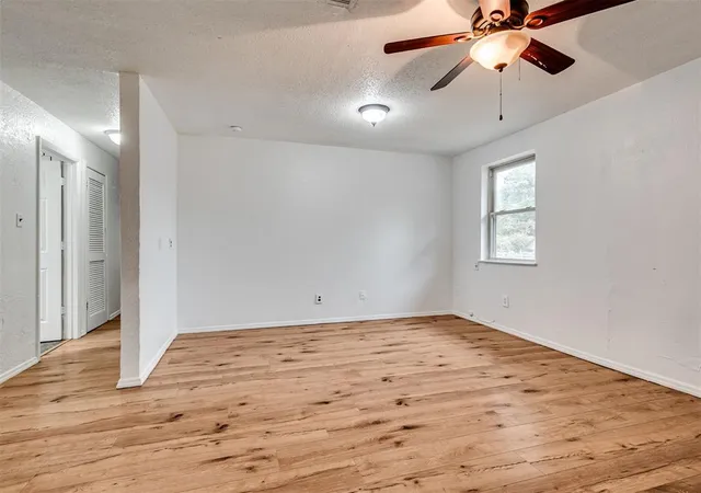 Photo 3 of Single family home for sale at 407 N Jefferson Ave, Blanchard, OK 73010 | MLS# 1251175 | Listing updated on 2026-09-30