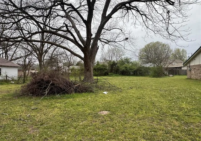Photo 2 of Land for sale at 1215 N Gessel St, Seminole, OK 74868 | MLS# 1251186 | Listing updated on 2026-09-29