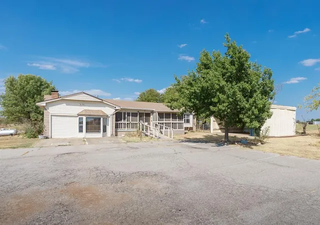 Single family home for sale at 4501 SE 149th Street, Oklahoma City, OK 73165 | MLS# 1251236