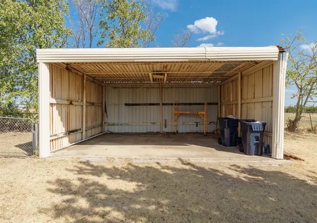 Photo 3 of Single family home for sale at 4501 Se 149th Street, Oklahoma City, OK 73165 | MLS# 1251236 | Listing updated on 2026-09-29