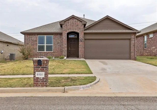 Photo 2 of Single family home for sale at 9520 Timberland Ln, Yukon, OK 73099 | MLS# 1251253 | Listing updated on 2026-10-08
