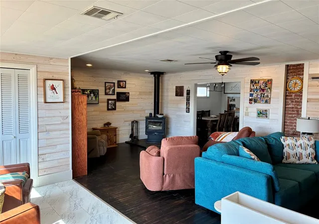 Photo 3 of Single family home for sale at 305 E Main St, Hydro, OK 73048 | MLS# 1251263 | Listing updated on 2026-09-29