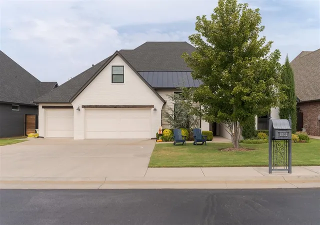 Photo 1 of Single family home for sale at 2401 Semillon Way, Edmond, OK 73012 | MLS# 1251269 | Listing updated on 2026-10-07