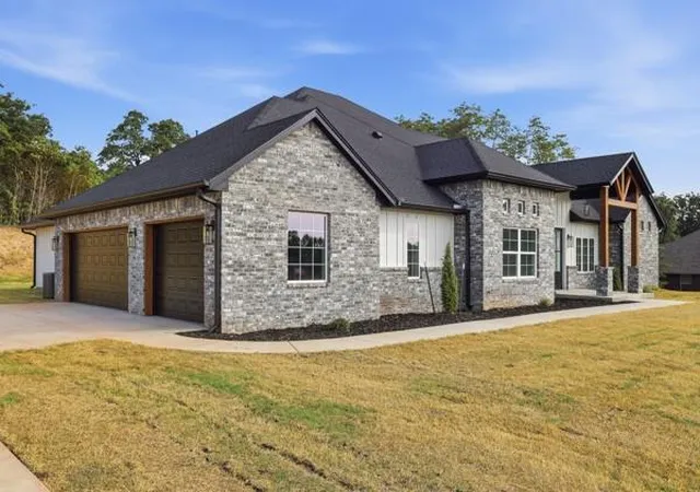 Photo 3 of Single family home for sale at 8725 Mercato St, Choctaw, OK 73020 | MLS# 1251286 | Listing updated on 2026-09-29