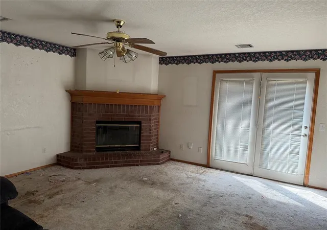 Photo 3 of Single family home for sale at 1032 Cambridge Ct, Moore, OK 73160 | MLS# 1251289 | Listing updated on 2026-09-29