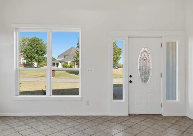 Photo 3 of Single family home for sale at 2302 Oakridge Dr, Purcell, OK 73080 | MLS# 1251292 | Listing updated on 2026-09-29