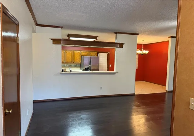 Photo 3 of Sale Pending at 901 Randall Dr, Moore, OK 73160 | MLS# 1251295 | Listing updated on 2026-10-02