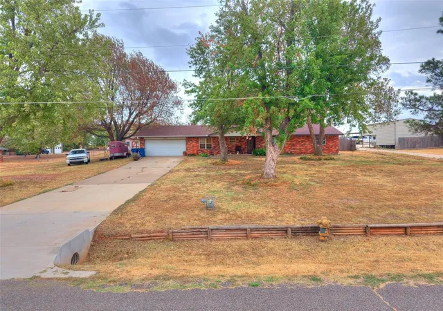 Photo 2 of Single family home for sale at 300 N Maryella Ter, Mustang, OK 73064 | MLS# 1251303 | Listing updated on 2026-10-06