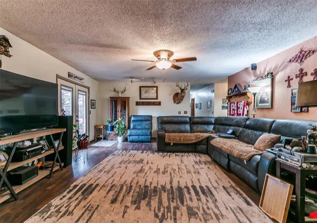 Photo 4 of Single family home for sale at 300 N Maryella Ter, Mustang, OK 73064 | MLS# 1251303 | Listing updated on 2026-10-08