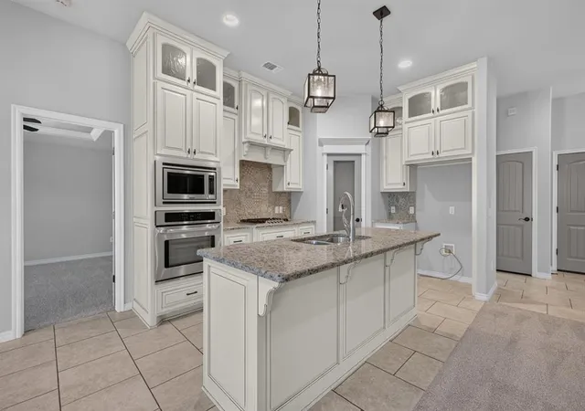 Photo 4 of Single family home for sale at 10209 SW 23rd Street, Yukon, OK 73099 | MLS# 1251305 | Listing updated on 2026-10-09