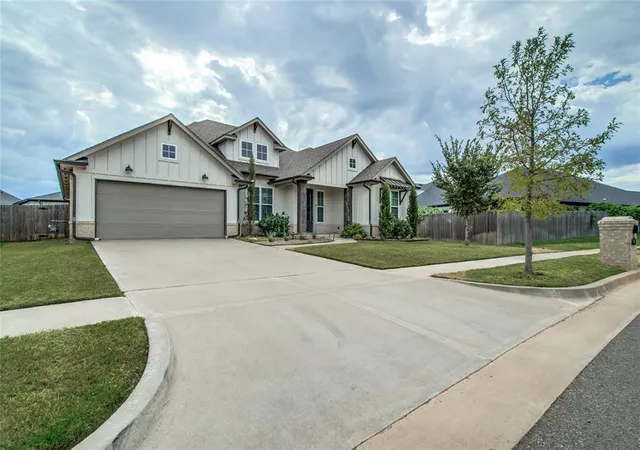 Photo 3 of Sale Pending at 18000 Calder Rd, Edmond, OK 73012 | MLS# 1251306 | Listing updated on 2026-10-07