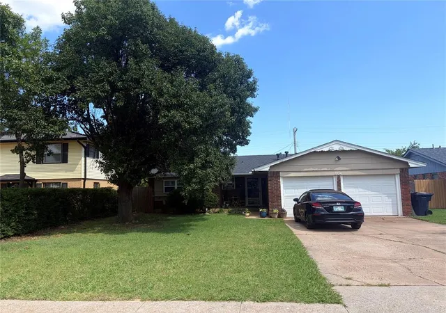 Photo 1 of Sale Pending at 804 Musgrave Blvd, Oklahoma City, OK 73114 | MLS# 1251309 | Listing updated on 2026-09-29